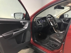 Used 2011 Volvo XC60 4d SUV AWD T6 Moonroof at Carolina Family Motors near Mooresville, NC