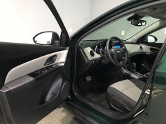 Used 2014  Chevrolet Cruze 4d Sedan LS AT at Carolina Family Motors near Mooresville&comma; NC