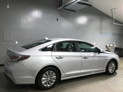 Used 2016  Hyundai Sonata Hybrid 4d Sedan SE at Carolina Family Motors near Mooresville&comma; NC