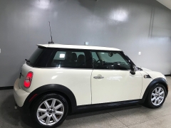 Used 2013  MINI Cooper Hardtop 2dr Cpe at Carolina Family Motors near Mooresville&comma; NC