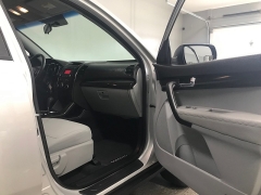 Used 2013  Kia Sorento 4d SUV FWD LX at Carolina Family Motors near Mooresville&comma; NC
