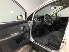 Used 2011  Nissan Versa 4d Hatchback S Auto at Carolina Family Motors near Mooresville&comma; NC