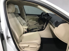 Used 2018  Volkswagen Passat 4d Sedan 2&period;0T SE at Carolina Family Motors near Mooresville&comma; NC