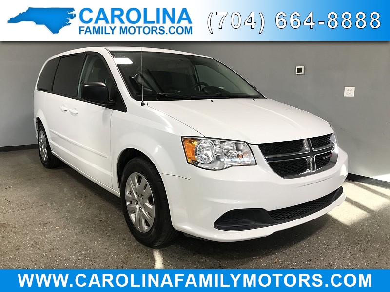 Used 2017  Dodge Grand Caravan 4d Wagon SE at Carolina Family Motors near Mooresville, NC