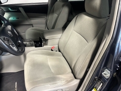 Used 2012 Toyota Highlander 4d SUV FWD (V6) at Carolina Family Motors near Mooresville, NC