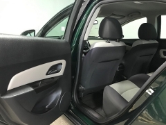 Used 2014  Chevrolet Cruze 4d Sedan LS AT at Carolina Family Motors near Mooresville&comma; NC