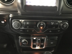 Used 2020  Jeep Gladiator Crew Cab Sport S at Carolina Family Motors near Mooresville&comma; NC