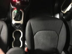 Used 2015  Jeep Renegade 4d SUV FWD Latitude at Carolina Family Motors near Mooresville&comma; NC