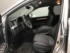 Used 2015  Toyota Highlander 4d SUV AWD LE Plus at Carolina Family Motors near Mooresville&comma; NC