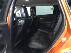 Used 2014  Jeep Cherokee 4d SUV 4WD Trailhawk V6 at Carolina Family Motors near Mooresville&comma; NC