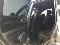 Used 2015  Jeep Grand Cherokee 4d SUV 4WD Overland at Carolina Family Motors near Mooresville&comma; NC