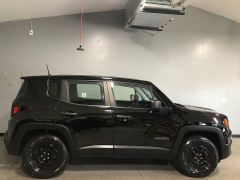 Used 2018  Jeep Renegade 4d SUV 4WD Sport Turbo at Carolina Family Motors near Mooresville&comma; NC