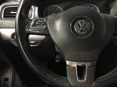 Used 2012  Volkswagen Jetta 4d Sedan SEL Auto&sol;PZEV at Carolina Family Motors near Mooresville&comma; NC
