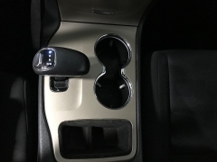 Used 2014  Jeep Grand Cherokee 4d SUV 4WD Laredo at Carolina Family Motors near Mooresville&comma; NC