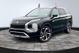 Used 2023  Mitsubishi Outlander Plug-In Hybrid SEL S-AWC at The Truck Farm near Easley&comma; SC