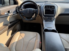 Used 2018  Lincoln MKX 4d SUV AWD Reserve 3&period;7L at The Truck Farm near Easley&comma; SC