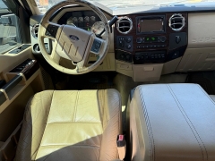 Used 2008  Ford Super Duty F-250 4WD Crew Cab Lariat at The Truck Farm near Easley&comma; SC