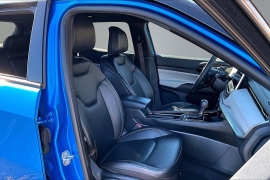 Used 2025  Jeep Compass Limited 4x4 at The Gilstrap Family Dealerships near Easley&comma; SC