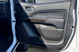 Used 2022  GMC Canyon 4WD Crew Cab 128" AT4 w&sol;Leather at The Gilstrap Family Dealerships near Easley&comma; SC