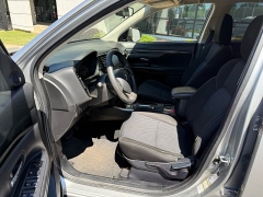 Used 2019  Mitsubishi Outlander 4d SUV FWD ES at The Truck Farm near Easley&comma; SC
