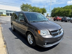 Used 2018  Dodge Grand Caravan 4d Wagon SXT at The Truck Farm near Easley&comma; SC