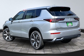 New 2026  Mitsubishi Outlander SE FWD at The Gilstrap Family Dealerships near Easley&comma; SC