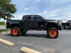 Used 2022  GMC Canyon 2WD Crew Cab 128" Elevation at The Truck Farm near Easley&comma; SC