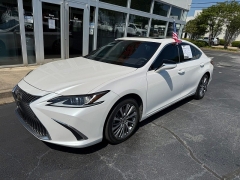 Used 2019  Lexus ES ES 350 FWD at The Truck Farm near Easley&comma; SC