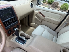 Used 2006  Ford Explorer 4d SUV 4WD Eddie Bauer at The Truck Farm near Easley&comma; SC