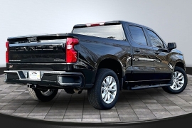 Used 2022  Chevrolet Silverado 1500 2WD Crew Cab 147" Custom at The Gilstrap Family Dealerships near Easley&comma; SC