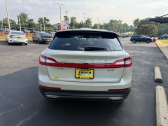 Used 2018  Lincoln MKX 4d SUV AWD Reserve 3&period;7L at The Truck Farm near Easley&comma; SC