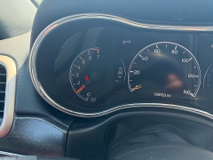 Used 2015  Jeep Grand Cherokee 4d SUV 4WD Limited at The Truck Farm near Easley&comma; SC