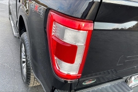 Used 2022  Ford F-150 4WD LARIAT SuperCrew 5&period;5' Box at The Gilstrap Family Dealerships near Easley&comma; SC