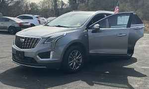 Used 2023  Cadillac XT5 AWD 4dr Premium Luxury at The Truck Farm near Easley&comma; SC