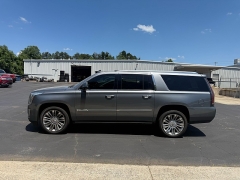 Used 2020  Cadillac Escalade ESV 4d SUV RWD Platinum at The Truck Farm near Easley&comma; SC