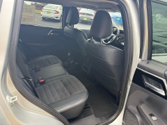 Used 2024  Mitsubishi Outlander Plug-In Hybrid SE S-AWC w&sol;Tech Pkg at The Truck Farm near Easley&comma; SC