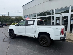 Used 2022  GMC Canyon 4WD Crew Cab 128" Elevation at The Truck Farm near Easley&comma; SC