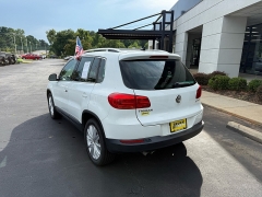 Used 2015  Volkswagen Tiguan 4d SUV SE w&sol;Appearance at The Truck Farm near Easley&comma; SC