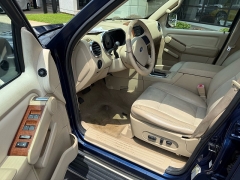 Used 2006  Ford Explorer 4d SUV 4WD Eddie Bauer at The Truck Farm near Easley&comma; SC