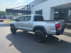 Used 2018  Toyota Tacoma 4WD Double Cab TRD Off-Road Auto at The Truck Farm near Easley&comma; SC