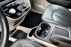 Used 2022  Chrysler Pacifica Hybrid Touring L FWD at The Gilstrap Family Dealerships near Easley&comma; SC