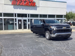 Used 2022  Chevrolet Silverado 1500 4WD Crew Cab 147" LT w&sol;2FL at The Truck Farm near Easley&comma; SC