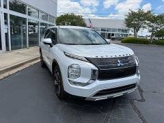 Used 2024  Mitsubishi Outlander SE FWD at The Truck Farm near Easley&comma; SC