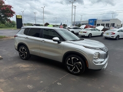 Used 2024  Mitsubishi Outlander Plug-In Hybrid SE S-AWC w&sol;Tech Pkg at The Truck Farm near Easley&comma; SC