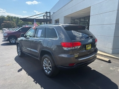 Used 2015  Jeep Grand Cherokee 4d SUV 4WD Limited at The Truck Farm near Easley&comma; SC