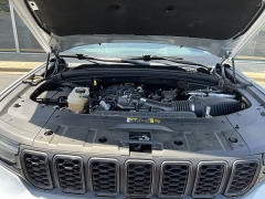 Used 2024  Jeep Grand Cherokee L Altitude 4x4 at The Truck Farm near Easley&comma; SC