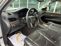 Used 2020  Cadillac Escalade ESV 4d SUV 4WD Luxury at The Truck Farm near Easley&comma; SC