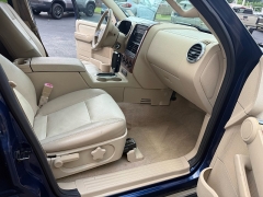 Used 2006  Ford Explorer 4d SUV 4WD Eddie Bauer at The Truck Farm near Easley&comma; SC