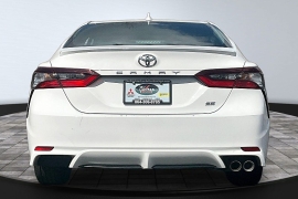 Used 2024  Toyota Camry SE Auto at The Gilstrap Family Dealerships near Easley&comma; SC