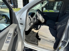 Used 2018  Nissan Frontier 4WD Crew Cab SV Auto at The Truck Farm near Easley&comma; SC